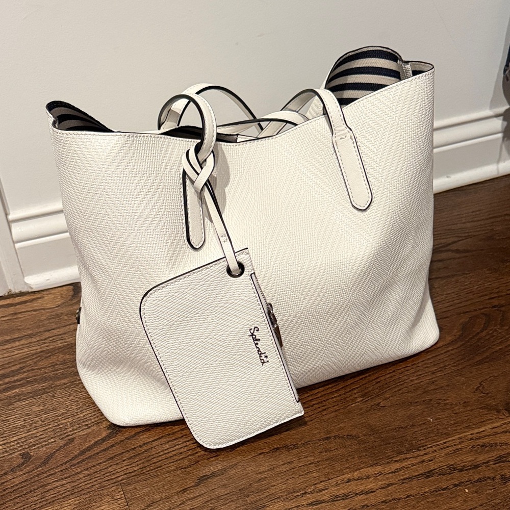 Splendid Three Piece White Tote with Striped Interior